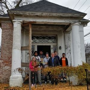CADD Survey Students measuring the Wallace Building